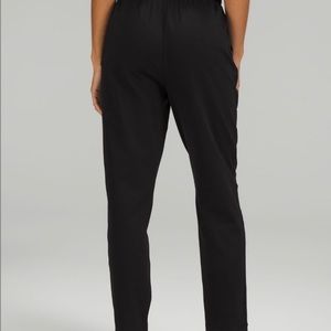 Lululemon 7/8 Pants in Black